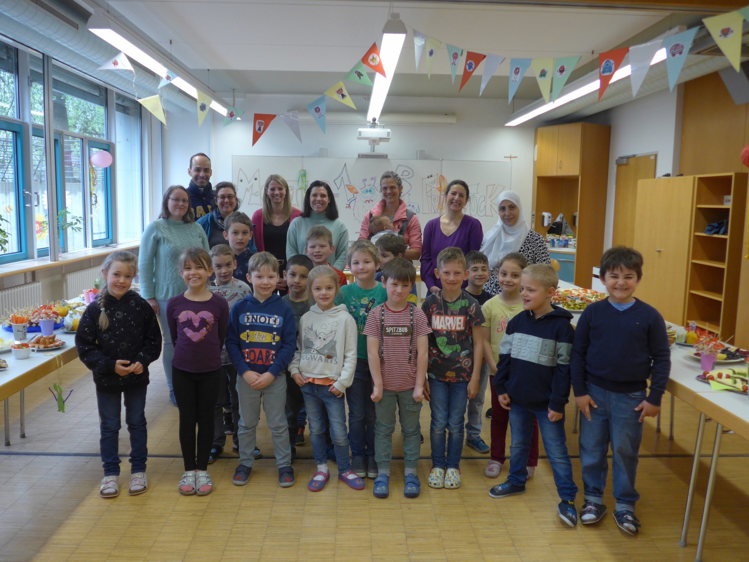 Gesundes Pausenfrühstück der Klasse 1b