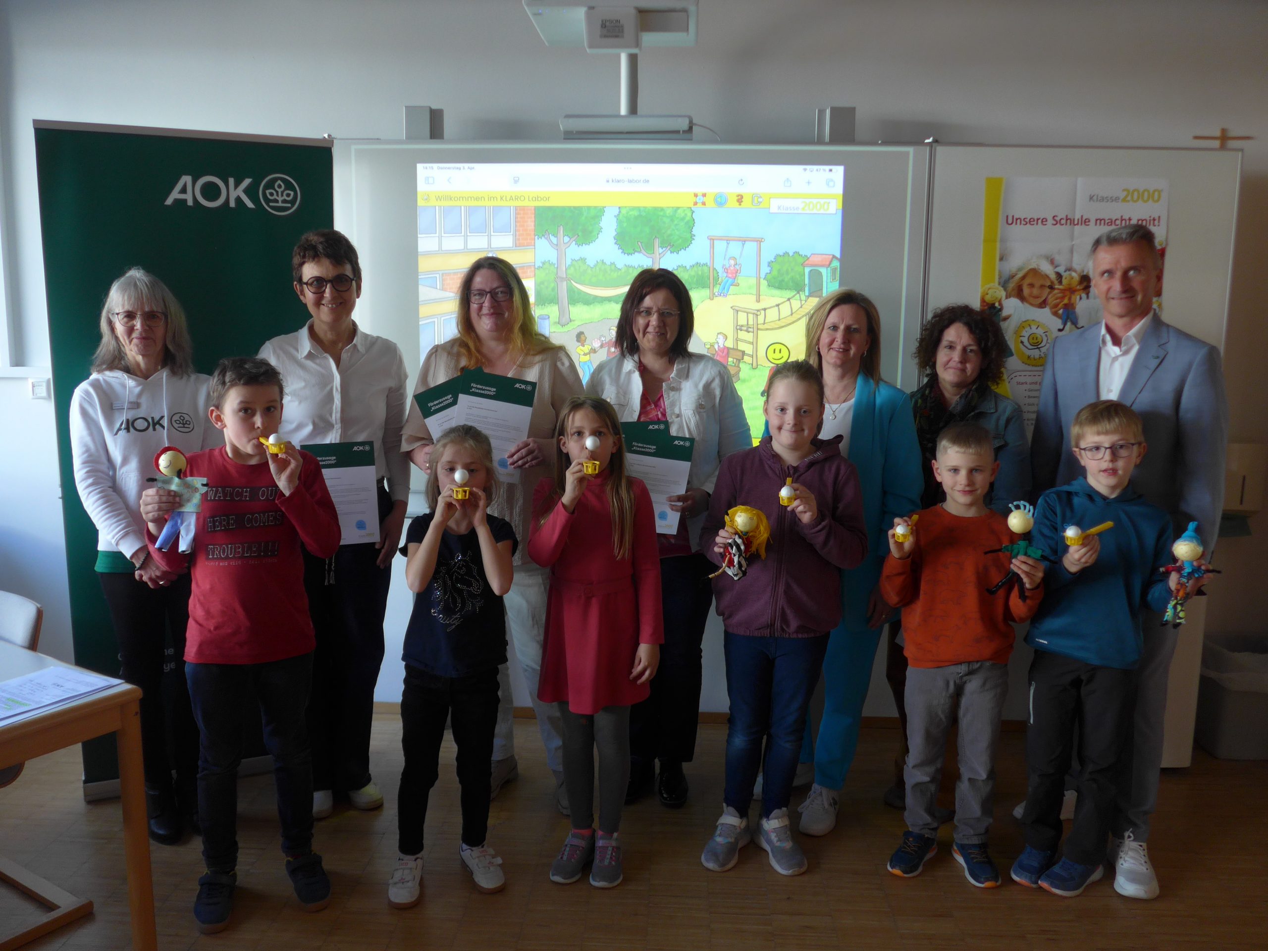 Urkundenübergabe der AOK für Klasse 2000