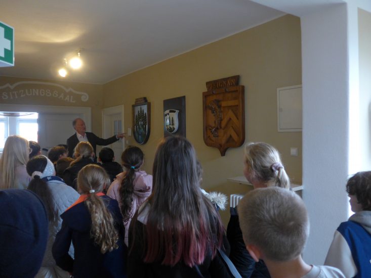 Besuch der Klasse 4a beim Bürgermeister