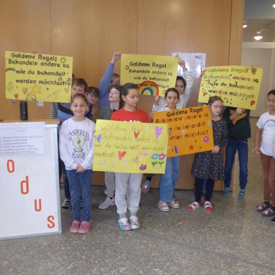 Schulversammlung nach den Herbstferien